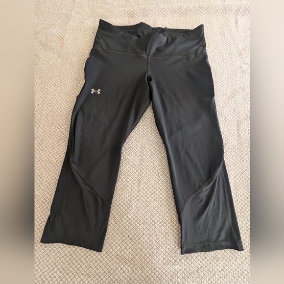 Under Armour Black Athletic Leggings - Picture 1 of 9